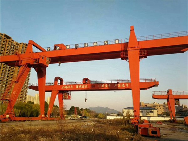 河北衡水龙门吊厂家16t-15m移动龙门吊立柱价格