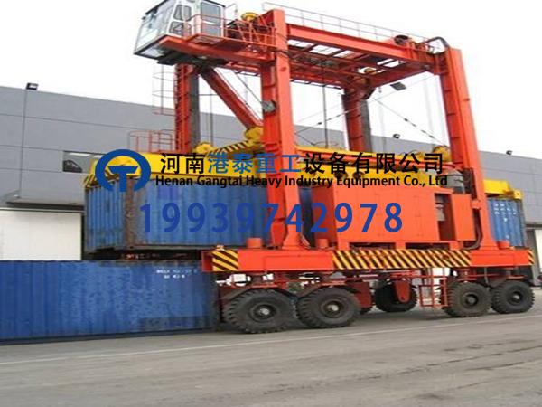 集装箱跨运车该如何实现跨越式装卸作业