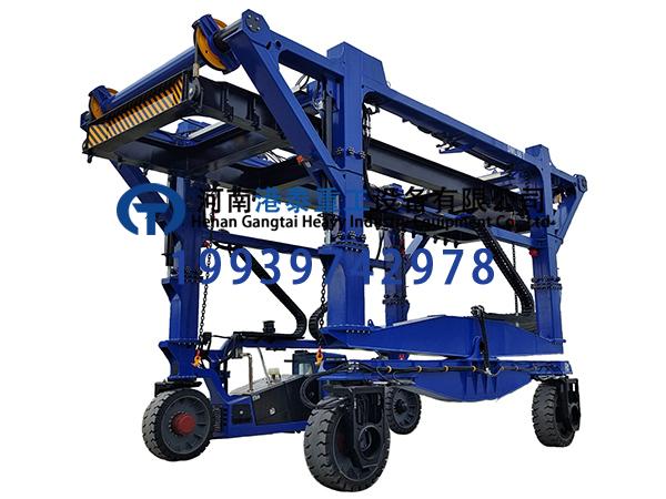 小型码头适合选购哪种规格的多功能跨运车