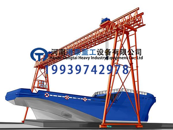 造船龙门吊在船体合拢作业中扮演什么角色